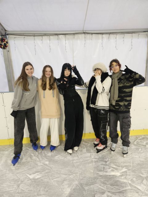 Klasy trzecie na łyżwach