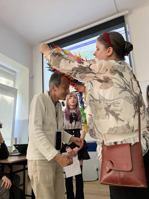 Gość z Japonii - przygotowania do Święta Szkoły